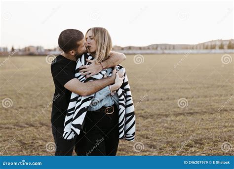 1,000+ Free Girlfriends & Couple Images